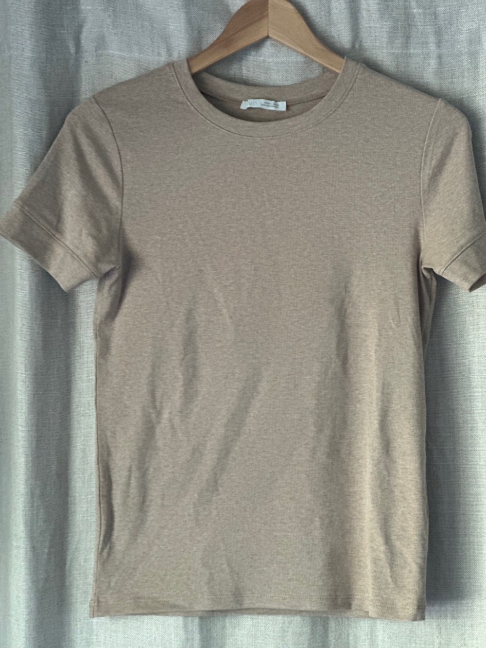 Zara neutral cotton T-shirt